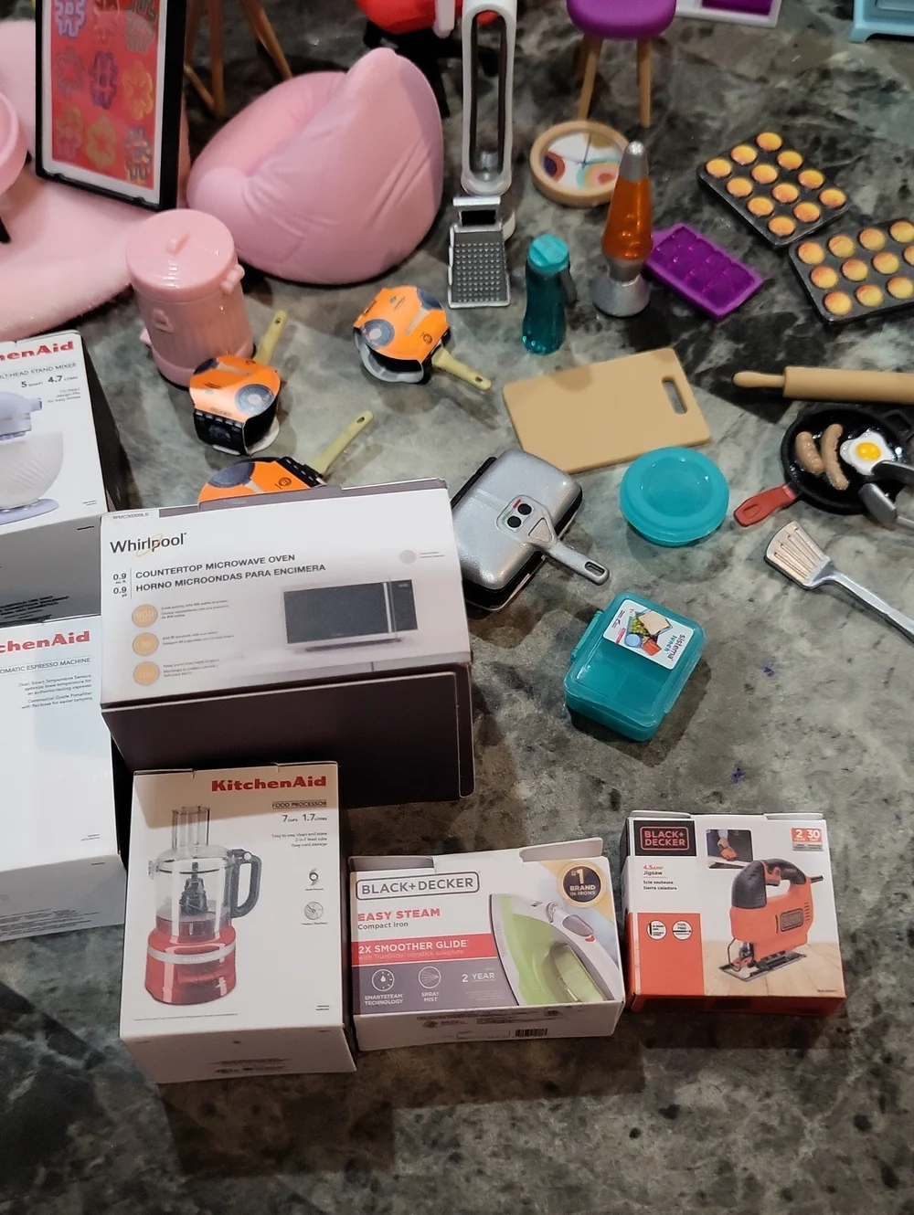 Mini Brands Home Set!